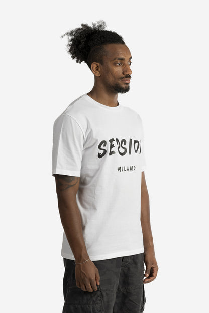 T-shirt con logo pennellato