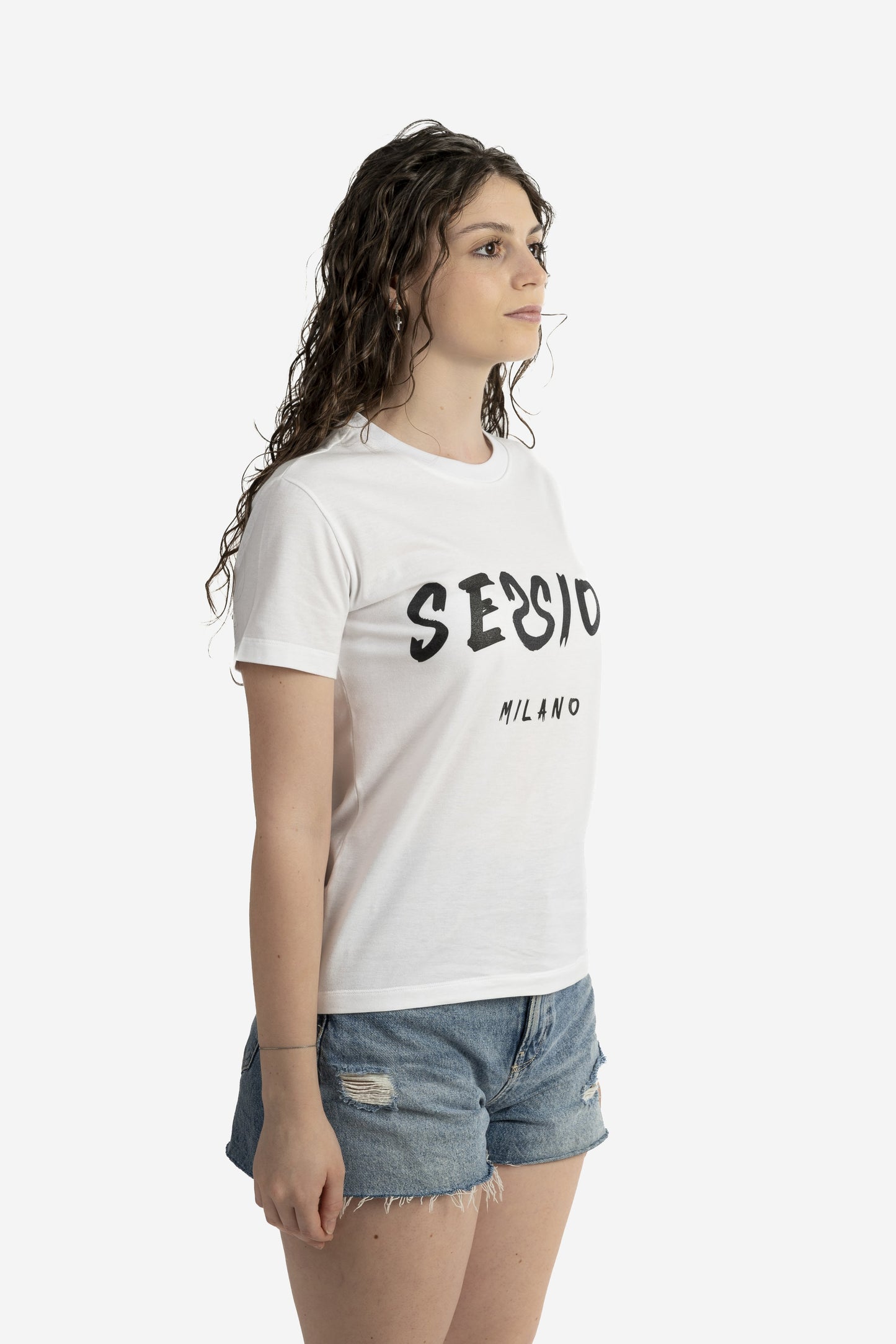 T-shirt con logo pennellato