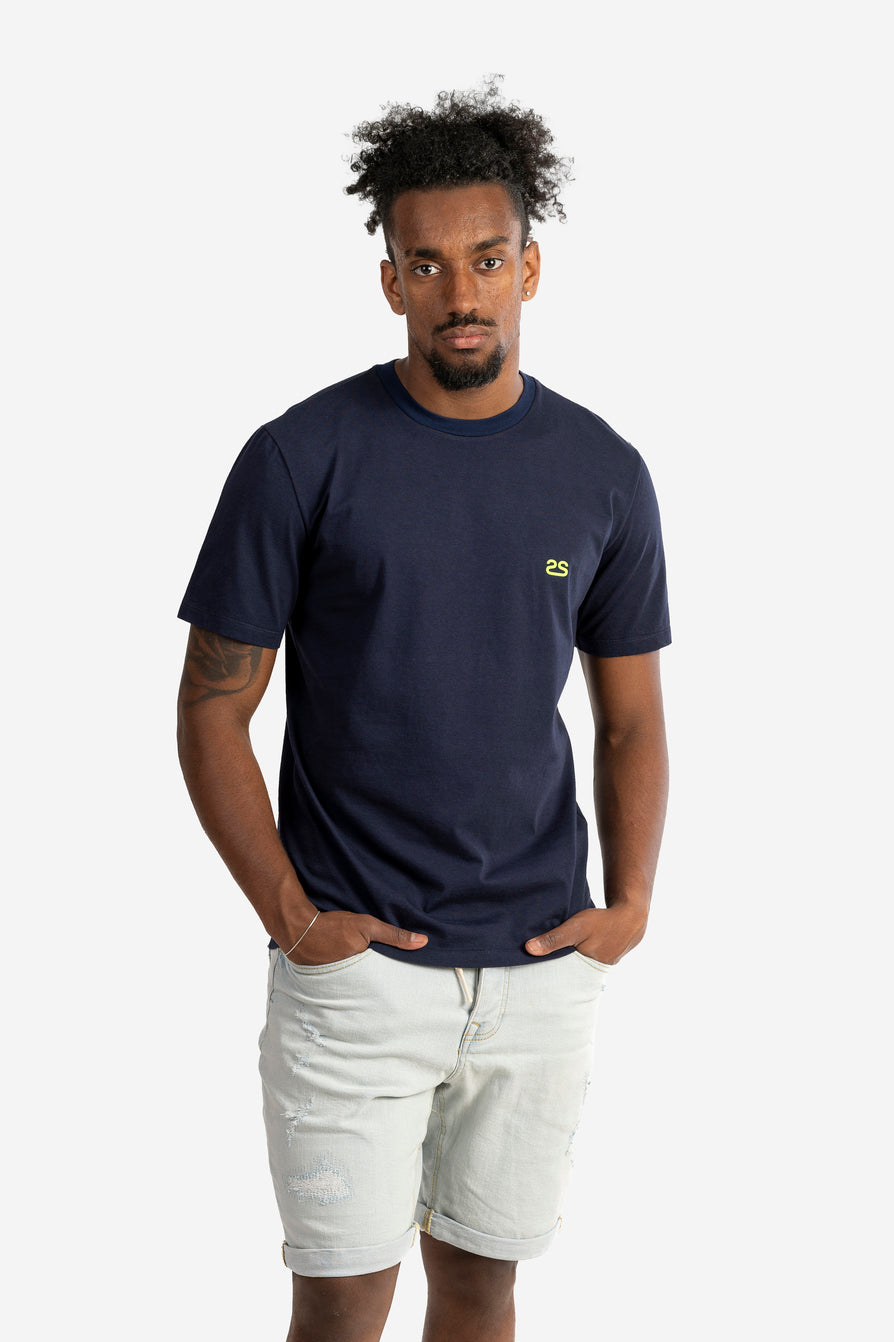 T-shirt con logo spessorato